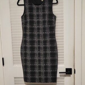 Calvin Klein Size 6 Fall/Winter Dress, Sleeveless, Lined, Black and White